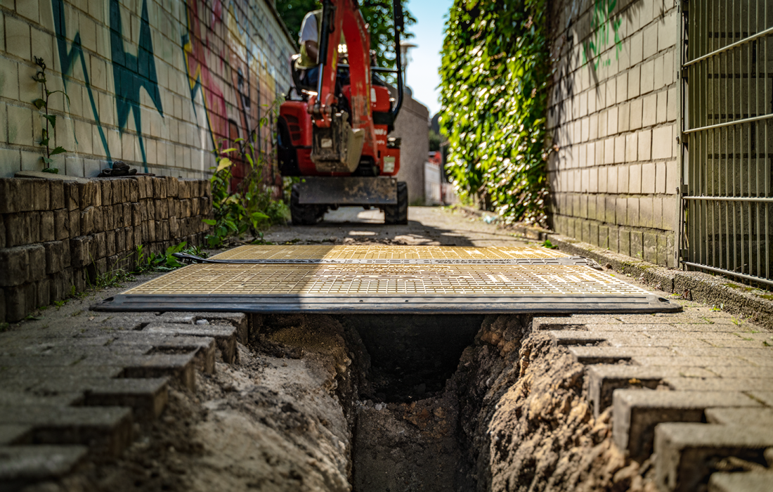 LOW PRO 15-10_HEADER IMAGE.png